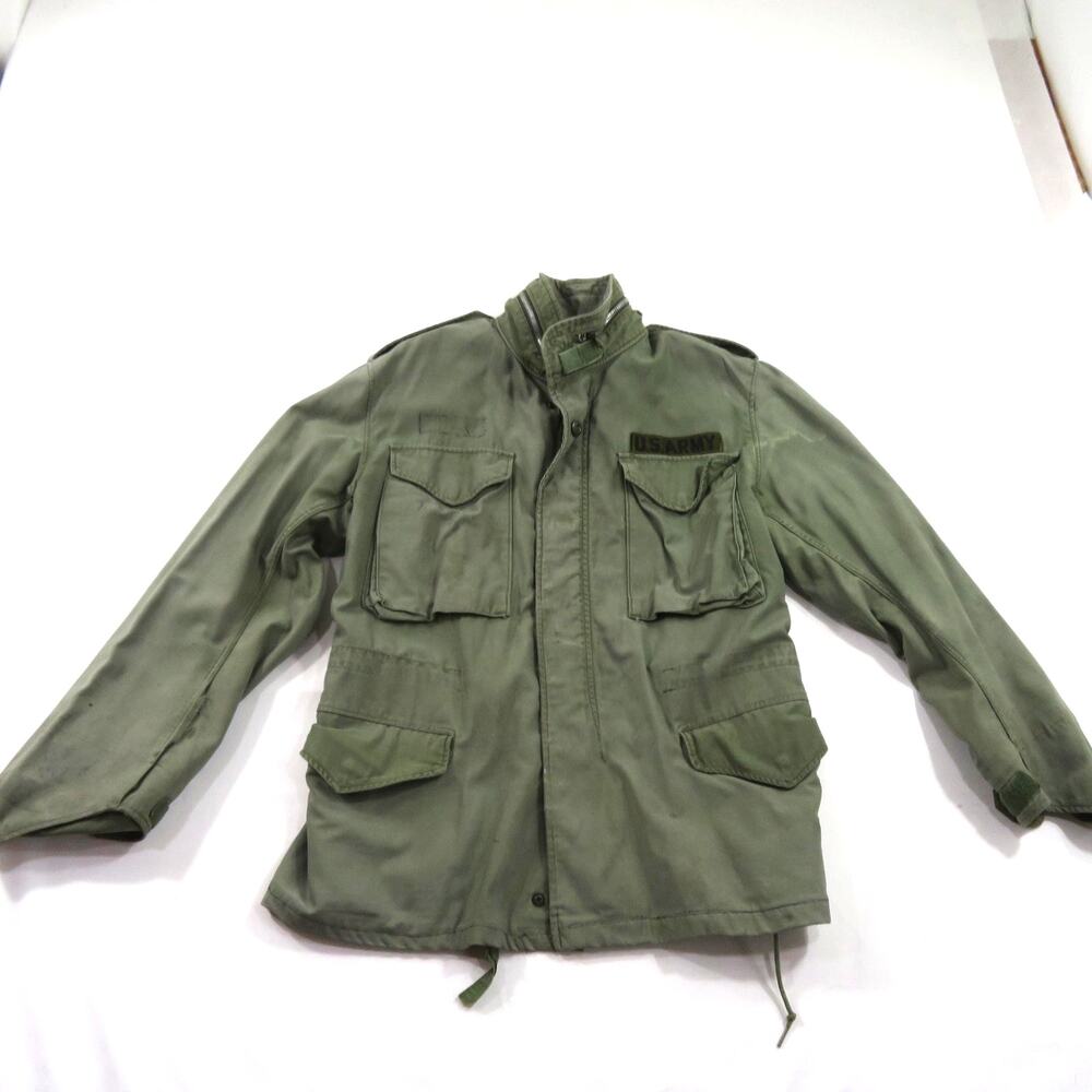 Military M-65 1970s Man's Field Coat, with Hood Green Sateen Small Short M65